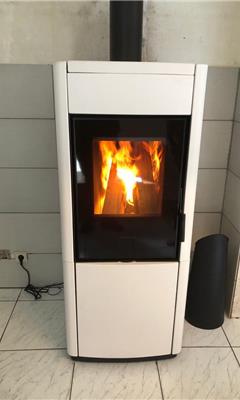 Piazzetta E228 modern