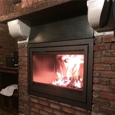 De Buntfires Variant 800 hout inbouwhaard na installatie