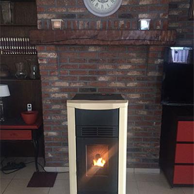 Geinstallateerde Extraflame Giusy Plus pergamena